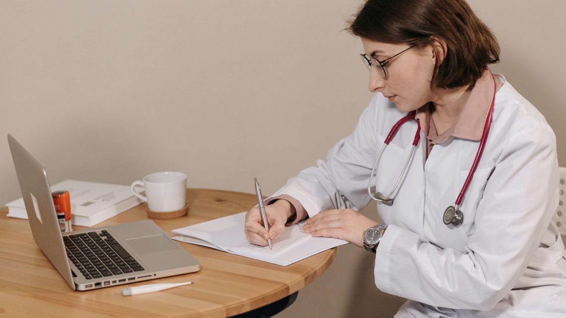É preciso atualização médica na medicina do trabalho?